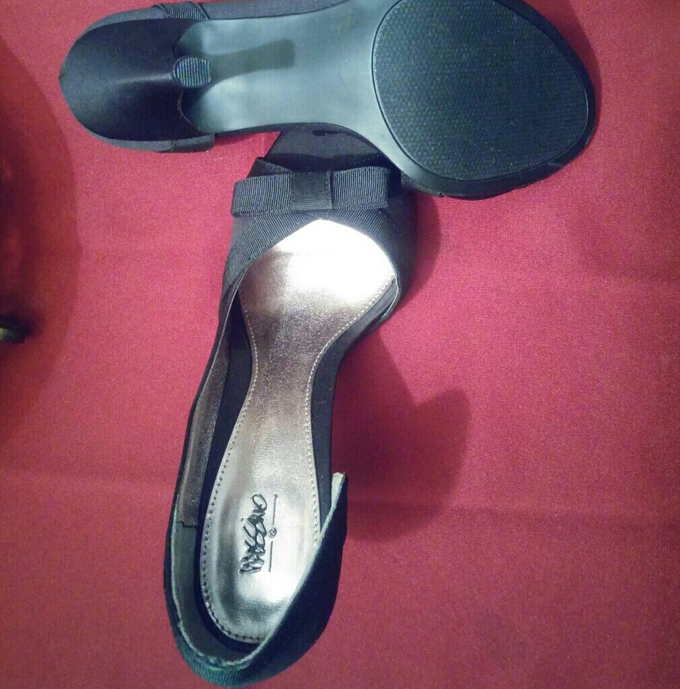 Black 3inch Pumps